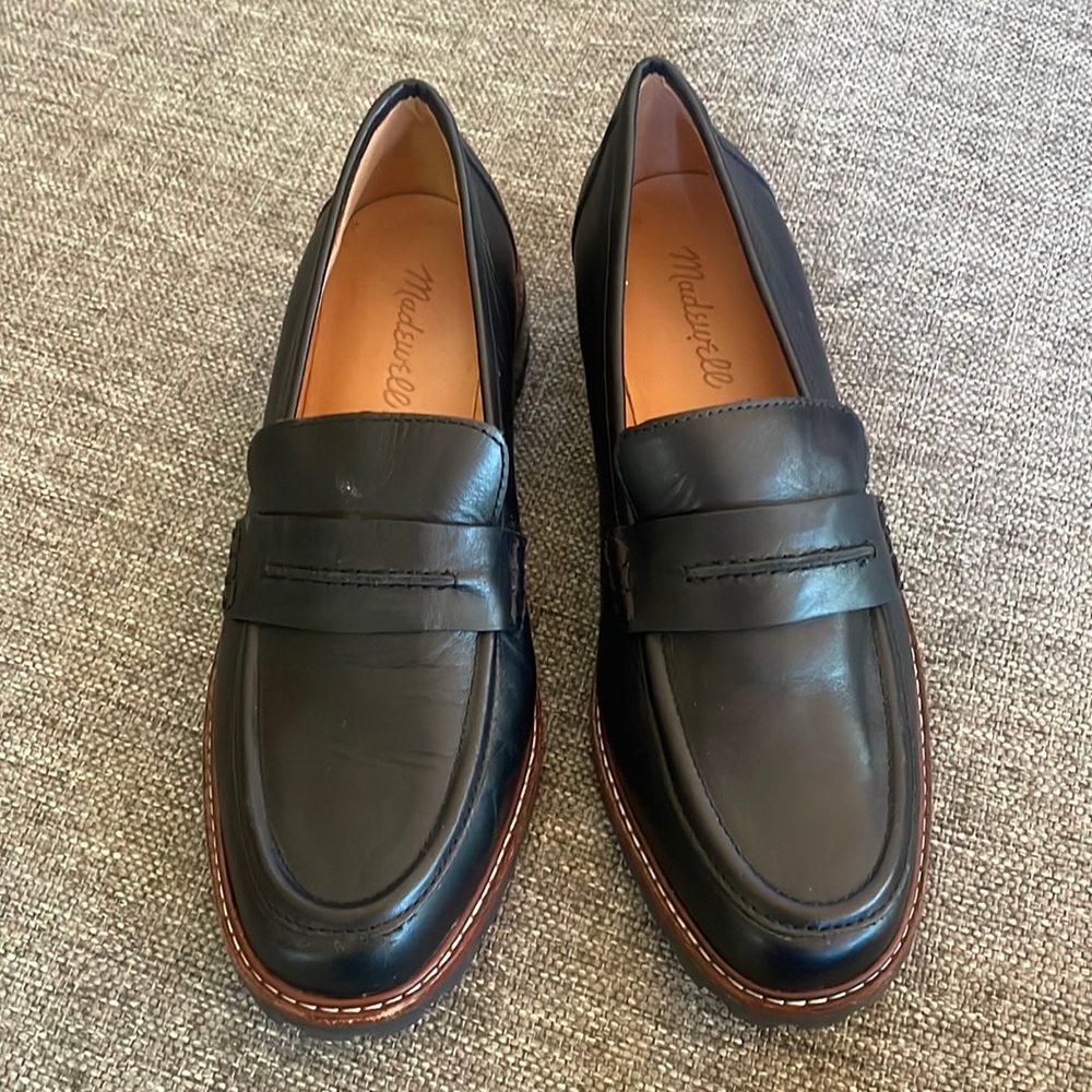 Madewell the Corinne lugsole loafer in size 7